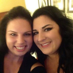 Meet your Posher, Dana